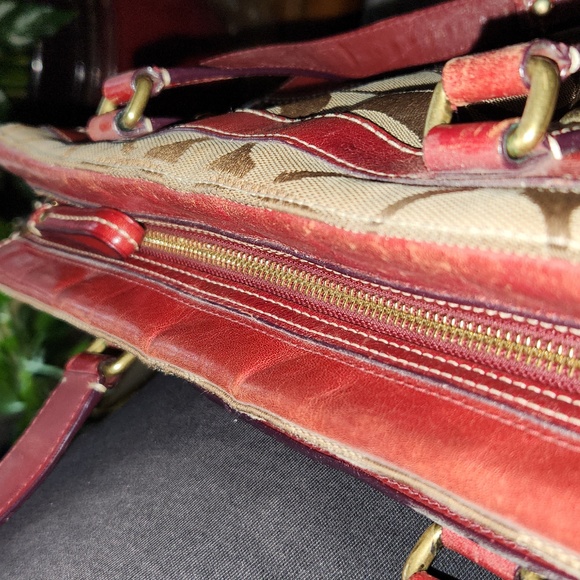 Vintage Coach purse - Picture 4 of 12